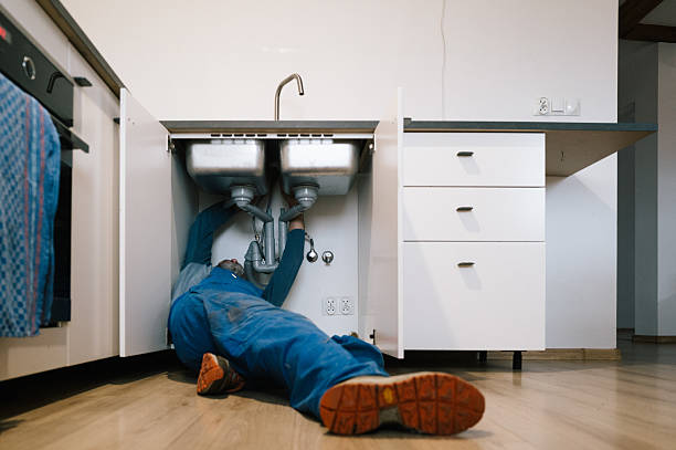 Professional Leak Detection technician working in Peckville, PA